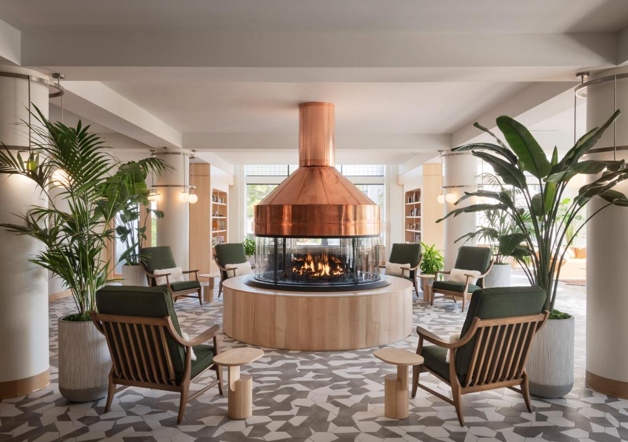 Hotel Verdant Racine Bagian luar foto