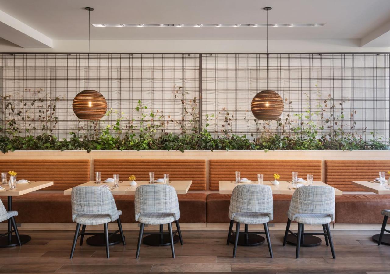 Hotel Verdant Racine Bagian luar foto